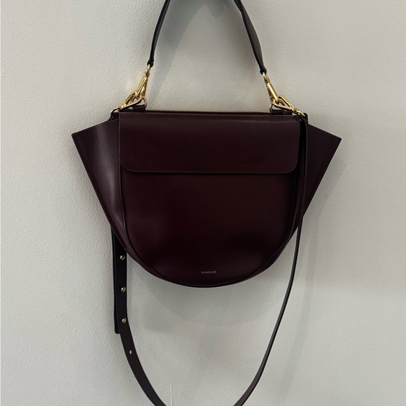 Wandler Medium
Hortensia Burgundy Shoulder Bag - Picture 5 of 7